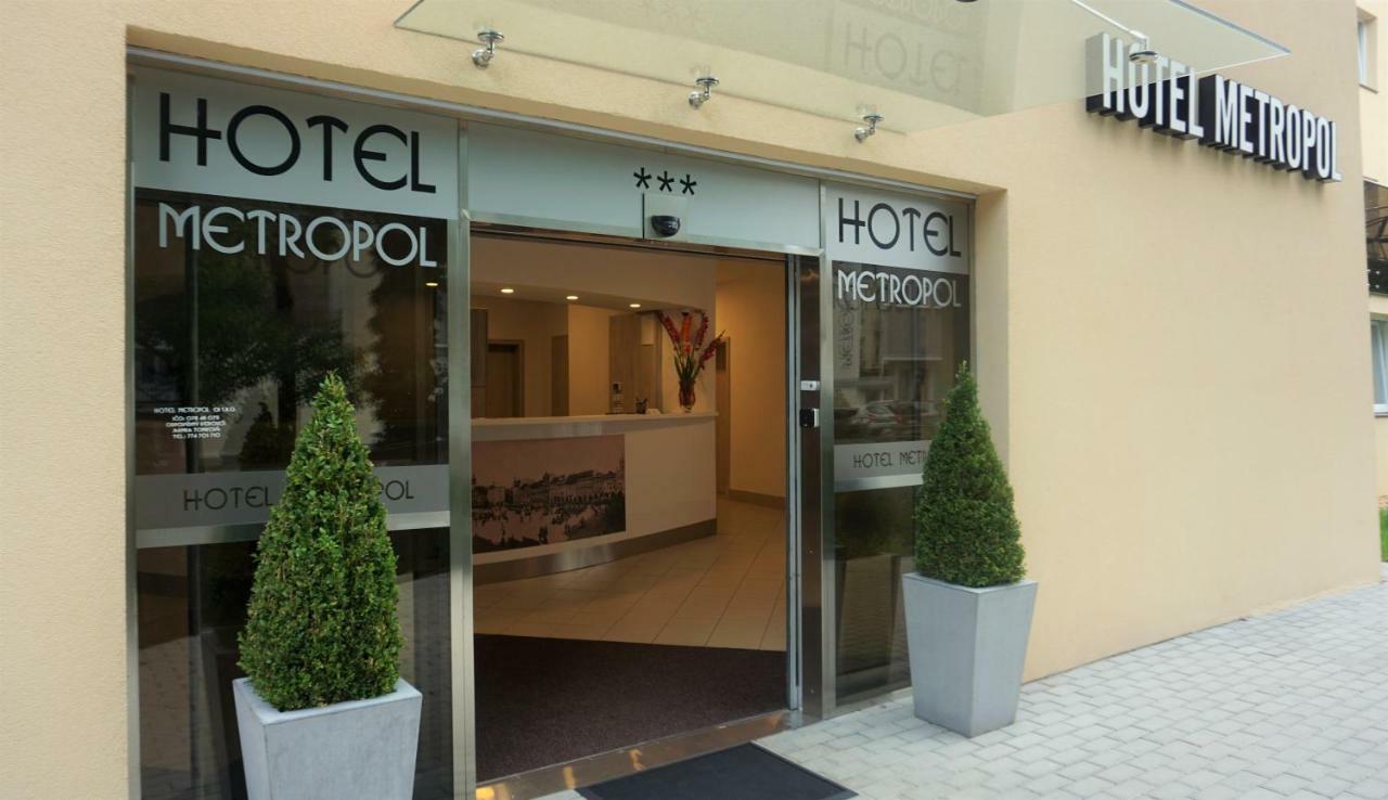 Hotel Metropol Cb チェスケー・ブジェヨヴィツェ エクステリア 写真